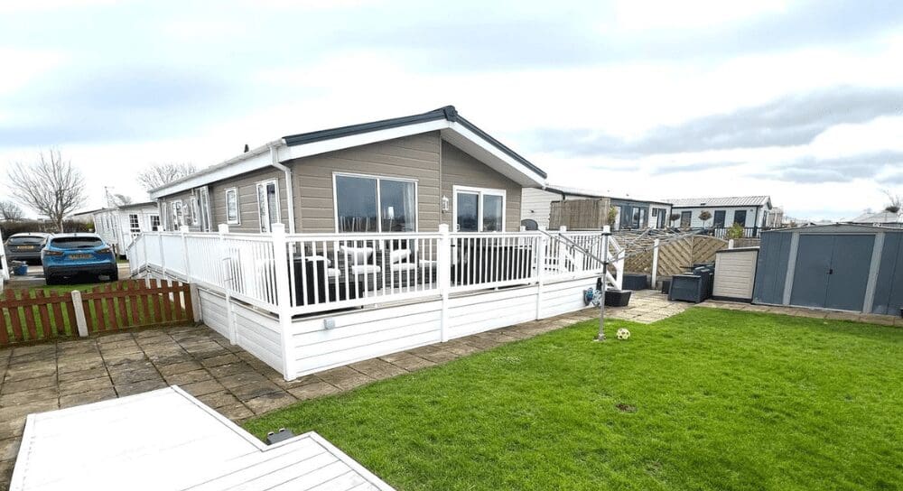 Holiday Rental Caravan at Patrington Haven Leisure Park