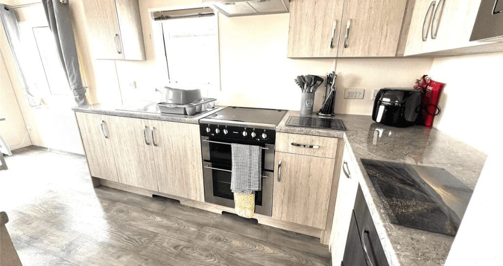 Holiday Rental Caravan at Patrington Haven Leisure Park