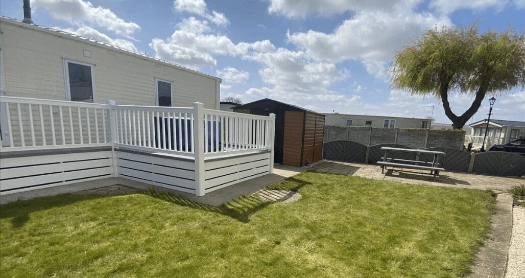 Holiday Rental Caravan at Patrington Haven Leisure Park