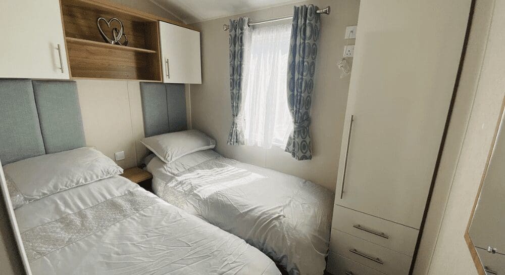 Holiday Rental Caravan at Patrington Haven Leisure Park