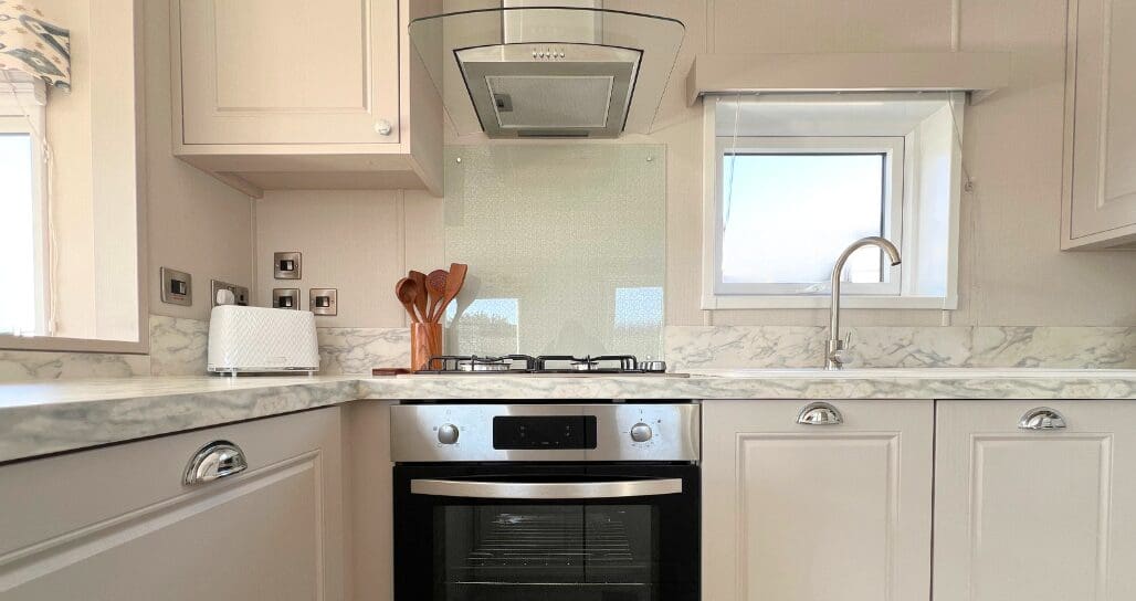 Carabuild Lakehouse Lodge