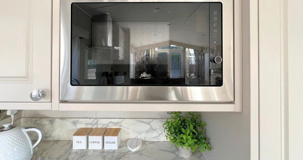 Carabuild Lakehouse Lodge