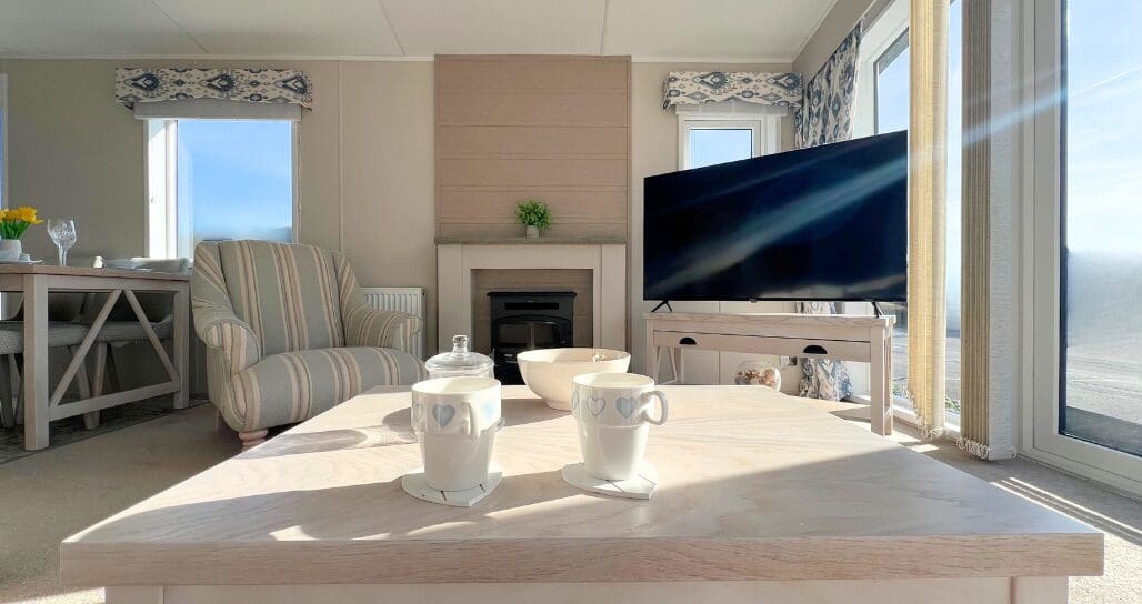 Carabuild Lakehouse Lodge