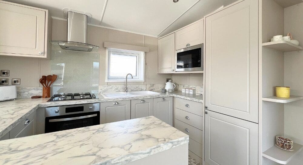 Carabuild Lakehouse Lodge