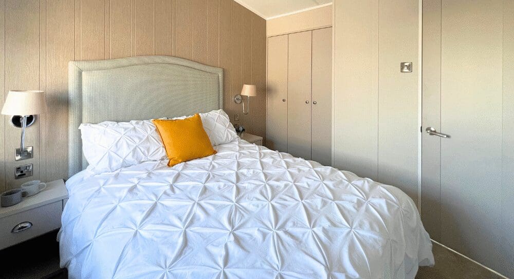 Carnaby Lakehouse Lodge