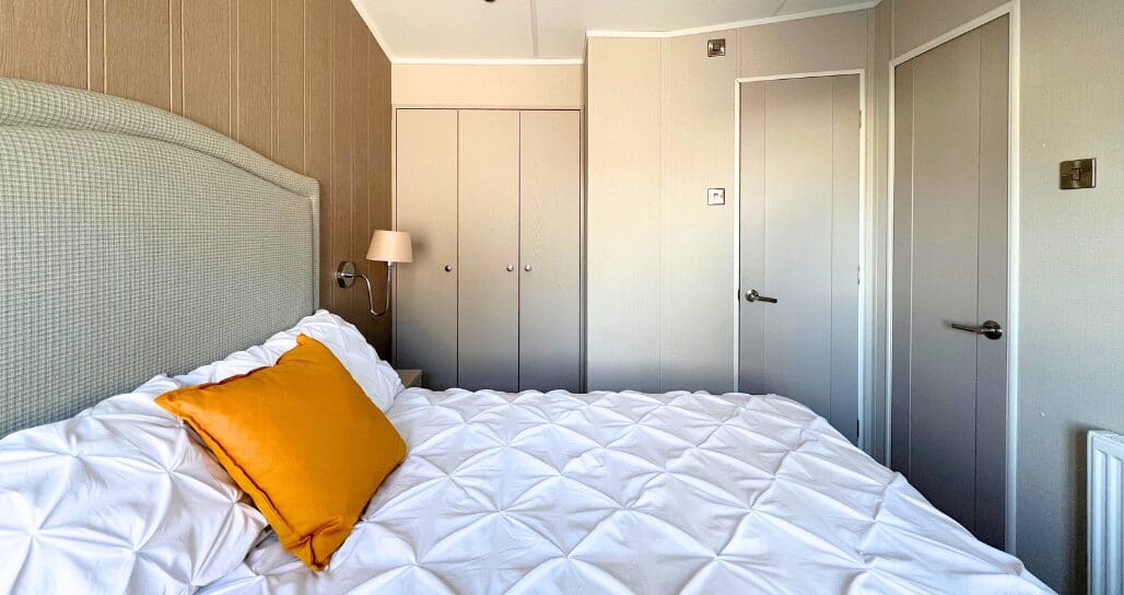 Carnaby Lakehouse Lodge