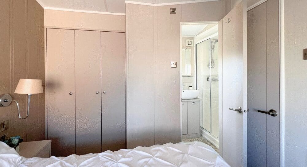 Carnaby Lakehouse Lodge