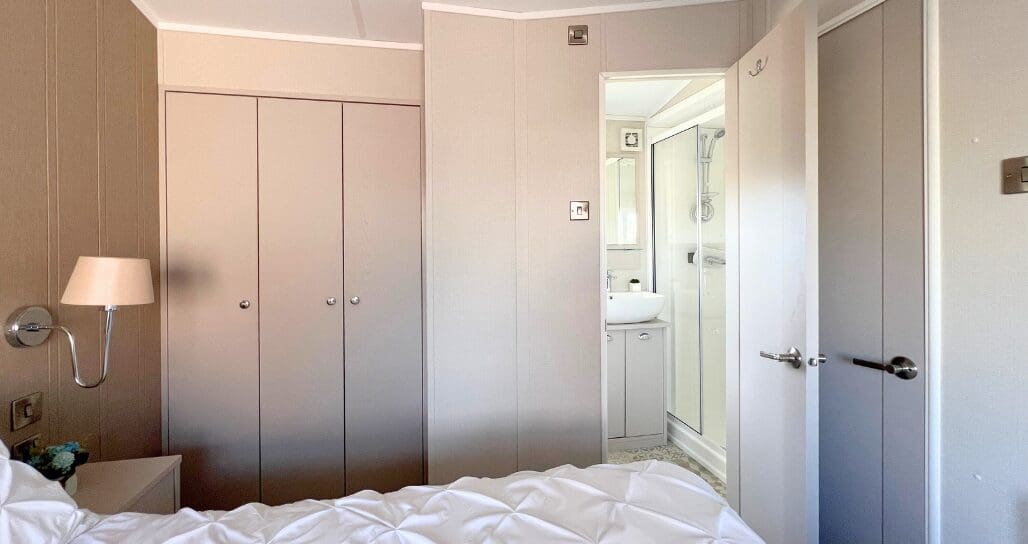 Carnaby Lakehouse Lodge