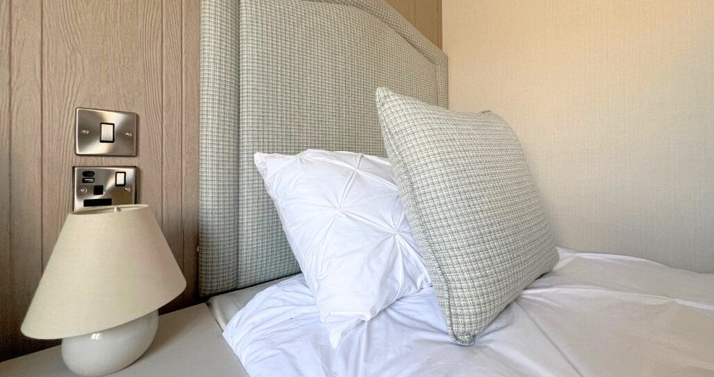 Carnaby Lakehouse Lodge