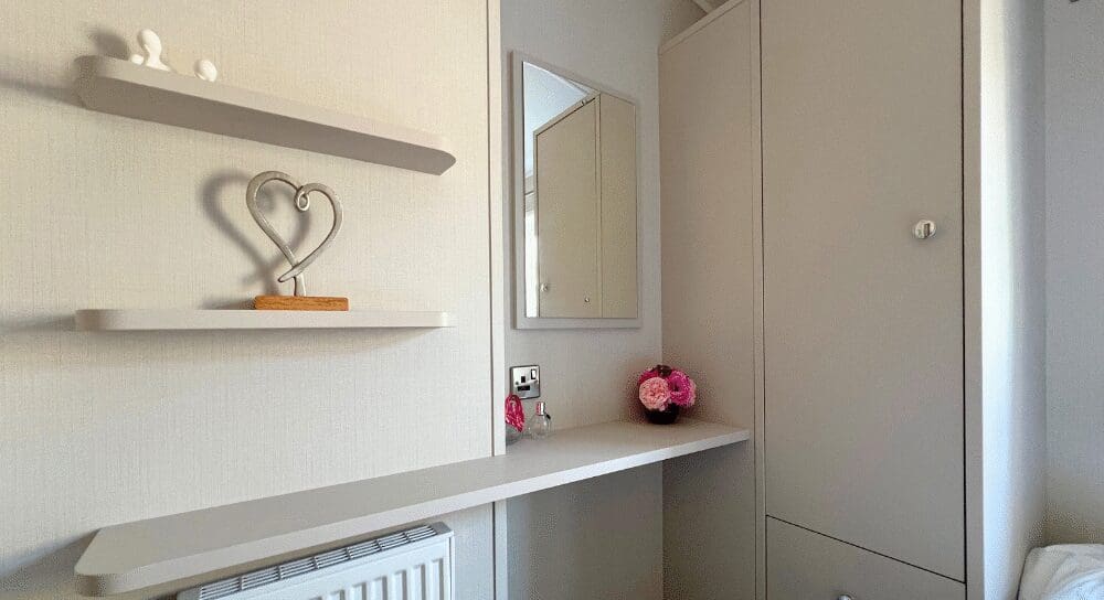 Carnaby Lakehouse Lodge