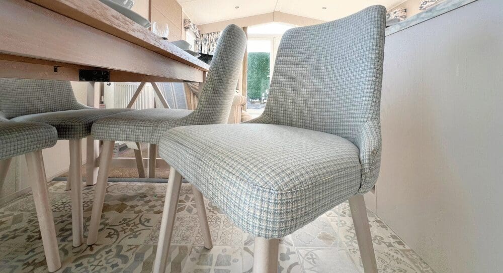 Carabuild Lakehouse Lodge