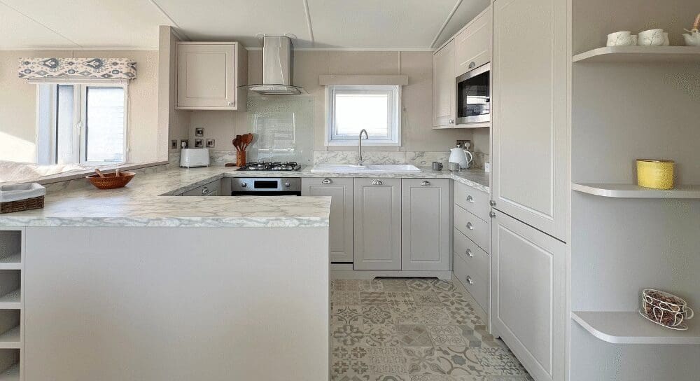 Carabuild Lakehouse Lodge