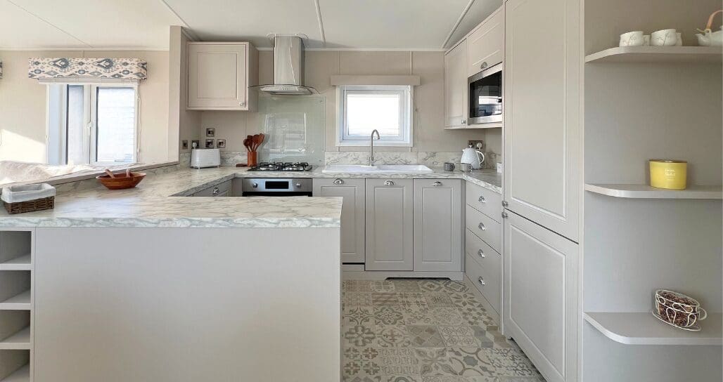 Carabuild Lakehouse Lodge